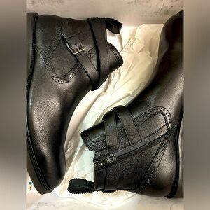 Salvatore Ferragamo Black/Nero 10E Becker Ankle Boot